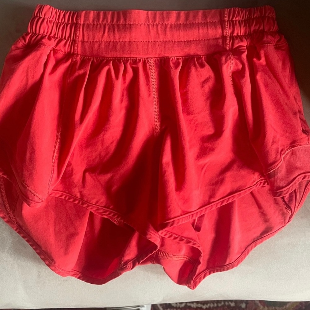 Lulu size 4